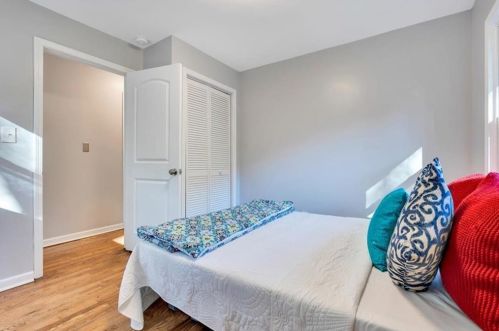 191 Arcadia Cir, Atlanta GA  30314-2305 exterior