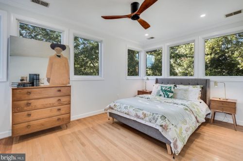 17 Ritchie Ave, Silver Spring MD  20910-5109 exterior