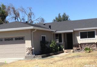 2240 Rochelle Ave, Turlock, CA 95382-1664