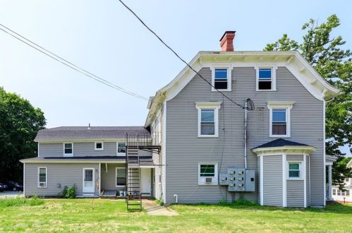 105 Cottage St, Killingly CT 06239-3026 exterior