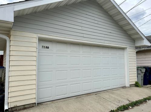 3146 Pierce St, Milwaukee WI  53215-1118 exterior