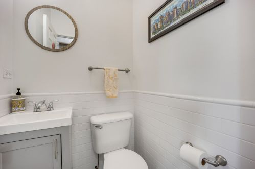 2823 Ridgeway Ave, Chicago IL 60625-6006 exterior