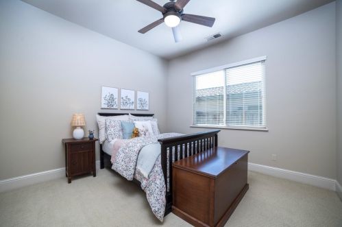 668 Glen-mady Way, Folsom CA 95630-6275 exterior