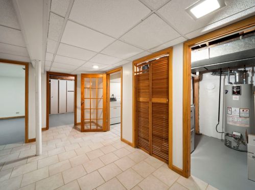 7619 Argyle St, Chicago IL 60640-3307 exterior