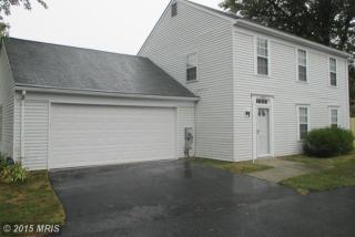 2452 Yarmouth Ln, Crofton, MD 21114-1135