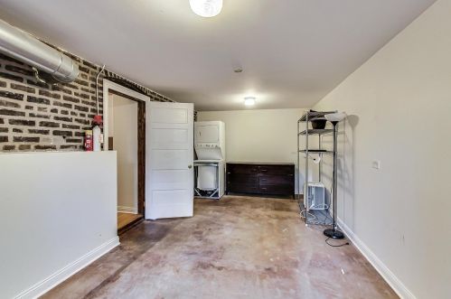 2324 Armitage Ave, Chicago IL 60647-4342 exterior