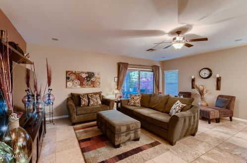 28805 25th Gln, Phoenix AZ  85085-3737 exterior