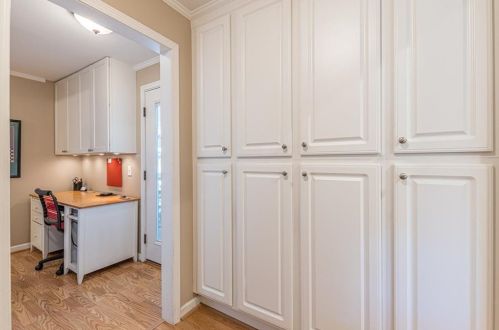 1714 Belle Isle Cir, Atlanta GA 30329-2527 exterior