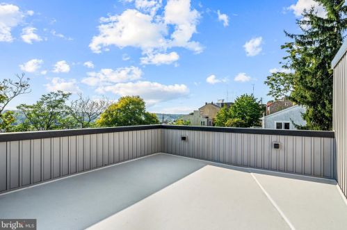 4315 Boone St, Philadelphia PA 19128-5003 exterior