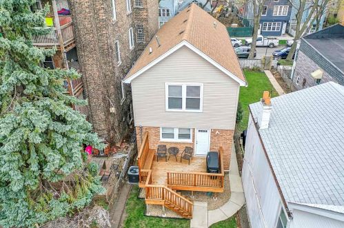 4310 Bernard St, Chicago IL 60618-1109 exterior