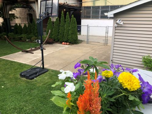 1814 Warner Ave, Chicago IL 60618-3031 exterior