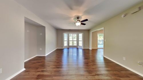 5996 Wellborn Trl, Lithonia GA  30058-8306 exterior