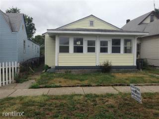 406 Addison St, Indianapolis IN  46222-4107 exterior