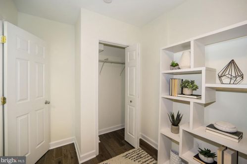 1421 3 St, Washington DC 20001-1960 exterior