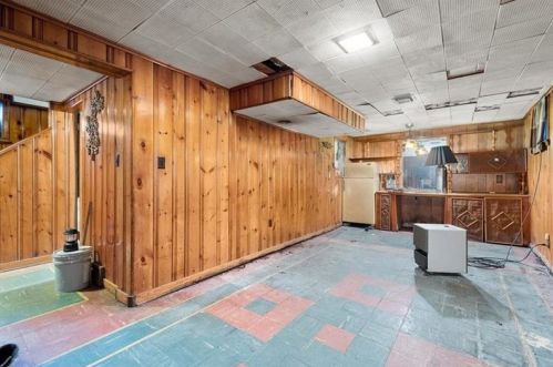 408 Cato St, Pittsburgh PA 15213-4454 exterior