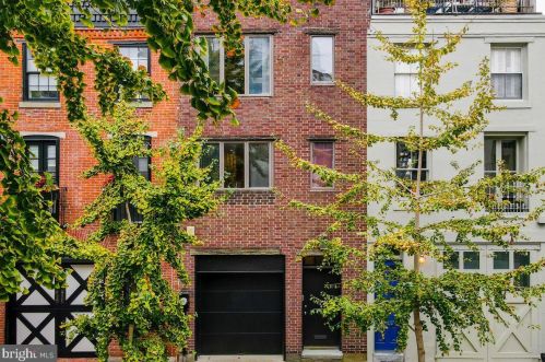 1940 Delancey Pl, Philadelphia PA 19103-6612 exterior