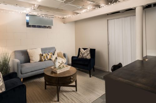 4234 Larkin St, Milwaukee WI 53211-1558 exterior