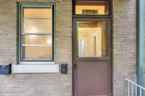 4382 Pine Blvd, Saint Louis MO  63108-2206 exterior