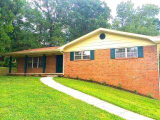 204 Country Club Dr, Cleveland, TN 37311-5741