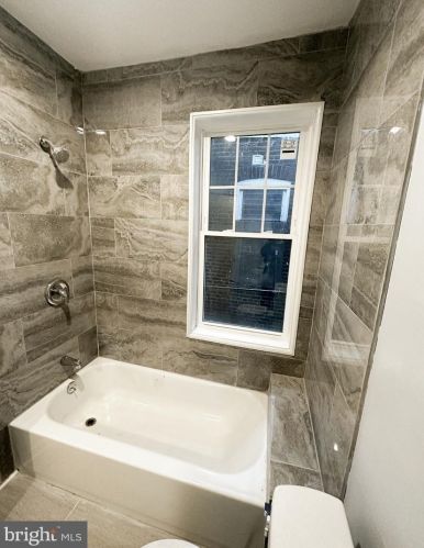 1732 State St, Trenton NJ  08609-2008 exterior