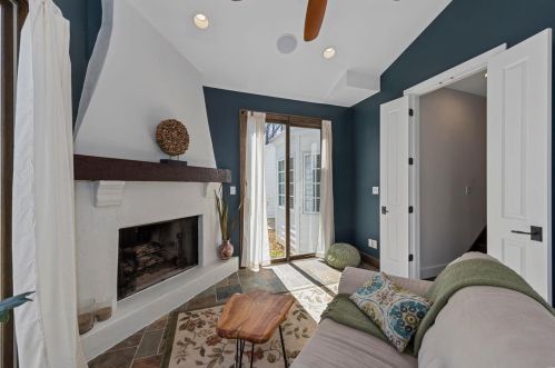 2332 Divot Dr, Saint Louis MO 63131-3240 exterior