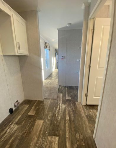 29 Hazel Dr, Concord NH 03301-3426 exterior