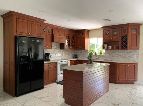 2401 54th Ter, Naples, FL 34116-6849