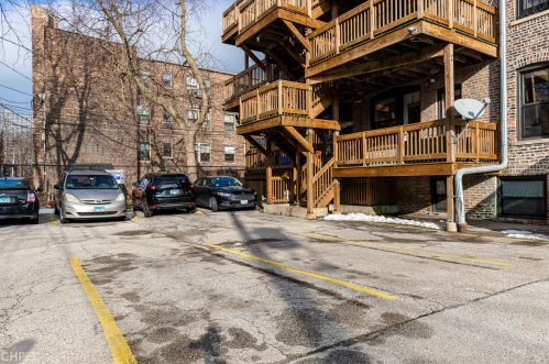 5016 Blackstone Ave, Chicago IL 60615-3049 exterior