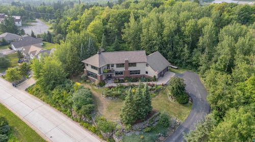 131 Buffalo St, Duluth, MN 55811-2336