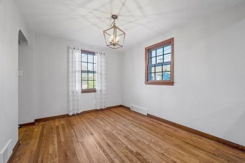 502 Braddock Rd, Pittsburgh PA 15221-3734 exterior