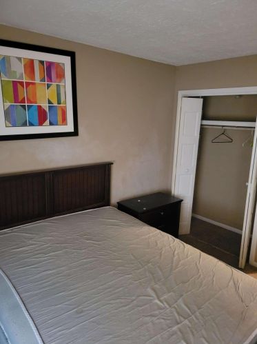 5927 Sutcliff Sq, Lithonia GA 30058-4781 exterior