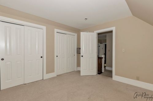 325 Douglas Ave, Bull Valley IL 60014 exterior