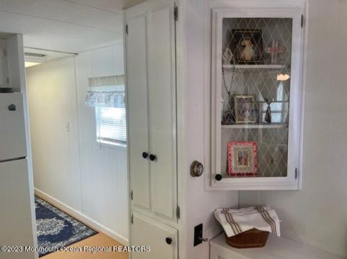 10 Helen Ave, Jackson Twp NJ 08527-3110 exterior