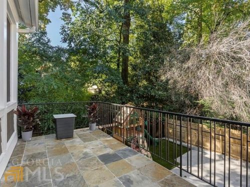 847 Kings Ct, Atlanta GA 30306-3431 exterior