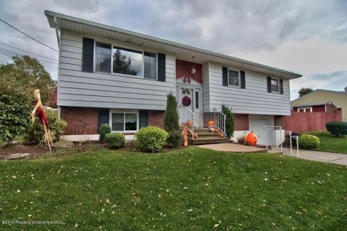3801 Lydon Ln, Scranton, PA 18507-1522
