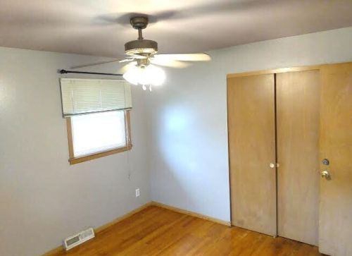 4823 20th St, Milwaukee WI  53221-2810 exterior