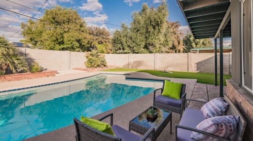 3114 Coolidge St, Phoenix, AZ 85016-5033