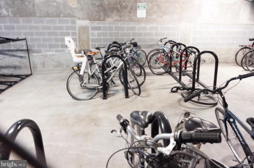 475 K St, Washington DC  20001-5252 exterior