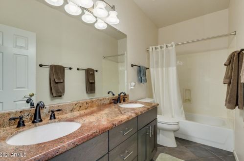 4040 El Cortez Trl, Phoenix AZ  85083-2443 exterior