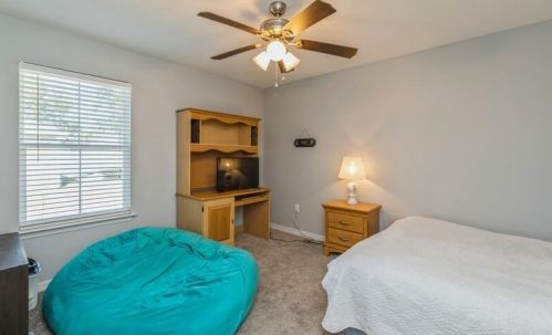 142 Howlin Rd, Defuniak Springs FL 32433-4787 exterior