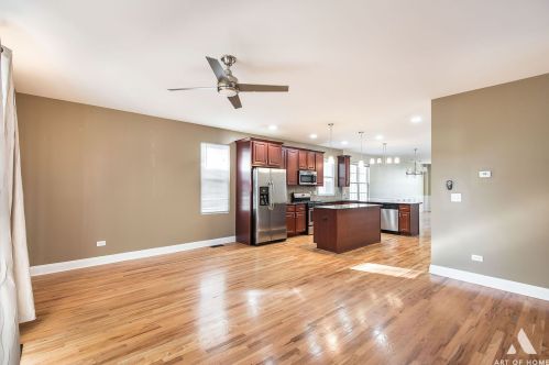 7953 Woodlawn, Chicago IL 60619-4508 exterior