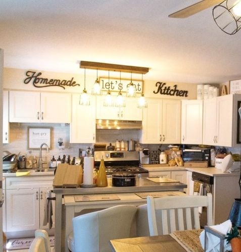 13 Beckside Rd, Providence RI 02911-1010 exterior