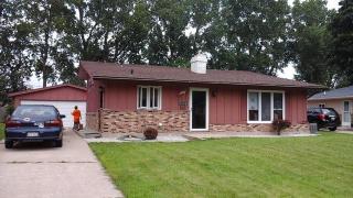 2103 Belmont Ave, Joliet, IL 60432-2207