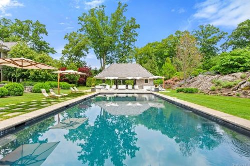 3 Ter Cir, Armonk NY 10504-1112 exterior