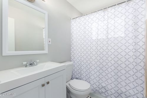 700 Oakland St, Chandler AZ  85225-4794 exterior