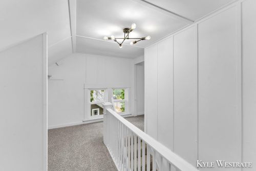 607 Hawthorne St, Grand Rapids MI 49503-3411 exterior