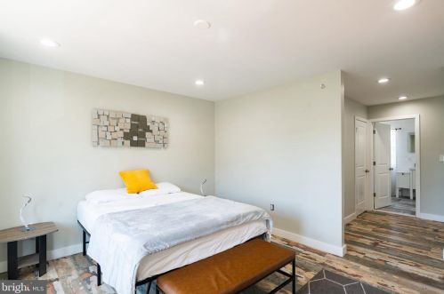 2621 Federal St, Philadelphia PA 19146-2432 exterior