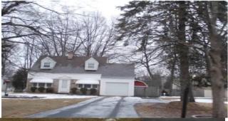 1160 Jackson St, Aurora, IL 60505-5630