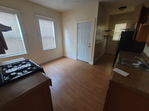 42 Floyd St, Boston, MA