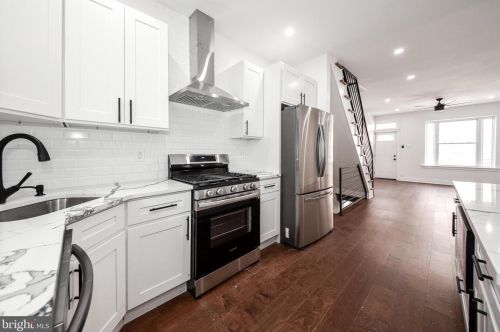 2517 Clarion St, Philadelphia PA  19148-4315 exterior